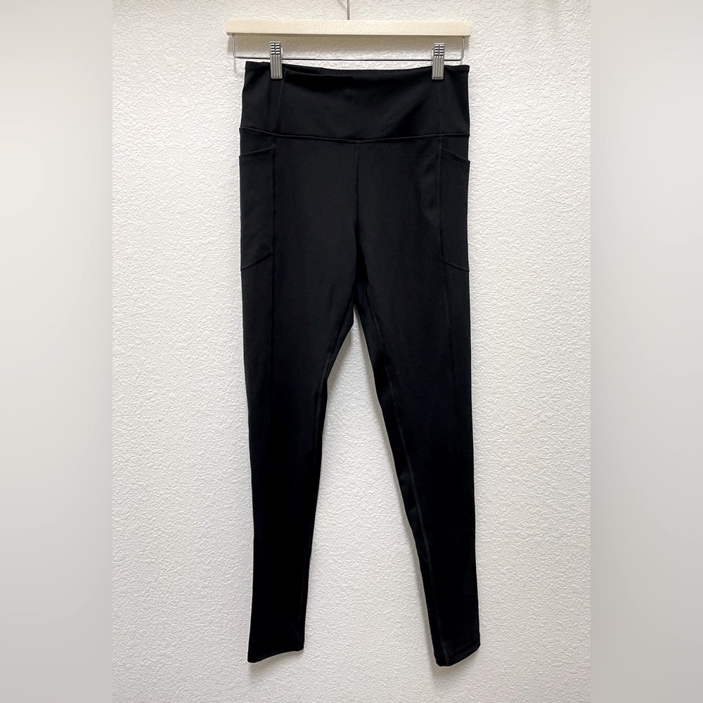 VICTORIA’S SECRET Women's Essential High-Rise Pocket Leggings
Size S